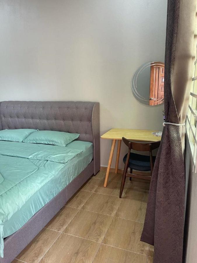 Faris'S Homestay & Resort Pasir Puteh Bagian luar foto