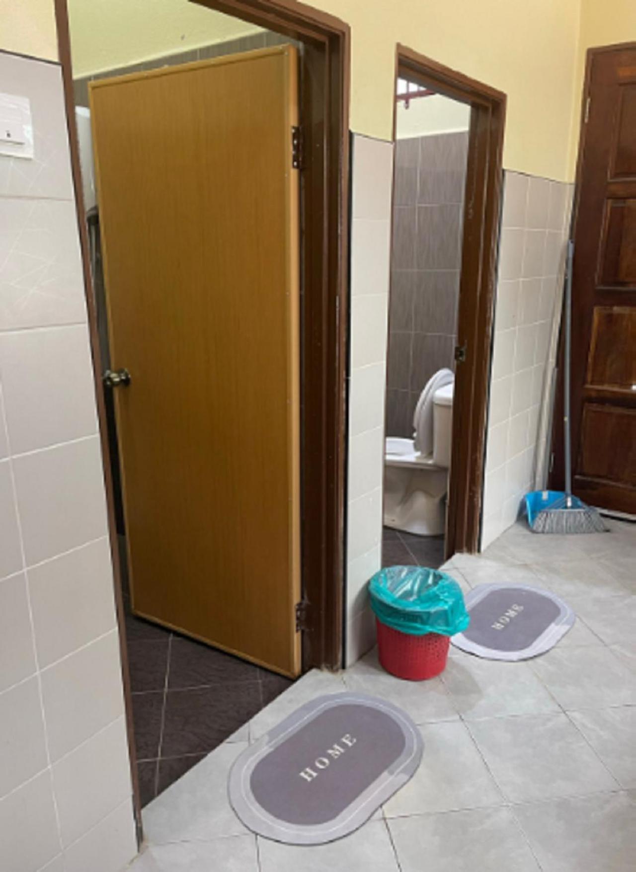 Faris'S Homestay & Resort Pasir Puteh Bagian luar foto